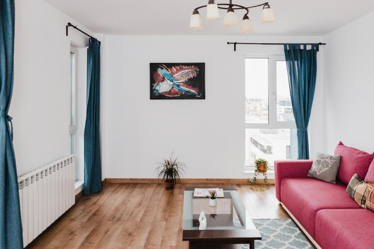 City View Apartment With Free Parking Cluj Napoca Bagian luar foto