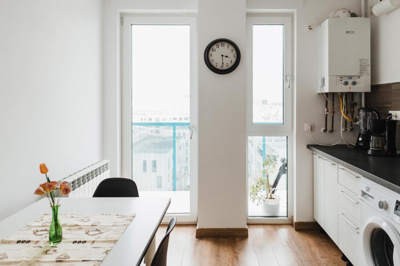 City View Apartment With Free Parking Cluj Napoca Bagian luar foto